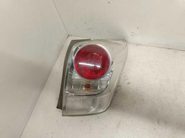 FEU ARRIERE DROIT TOYOTA VERSO 2013-2018 - Vue 1